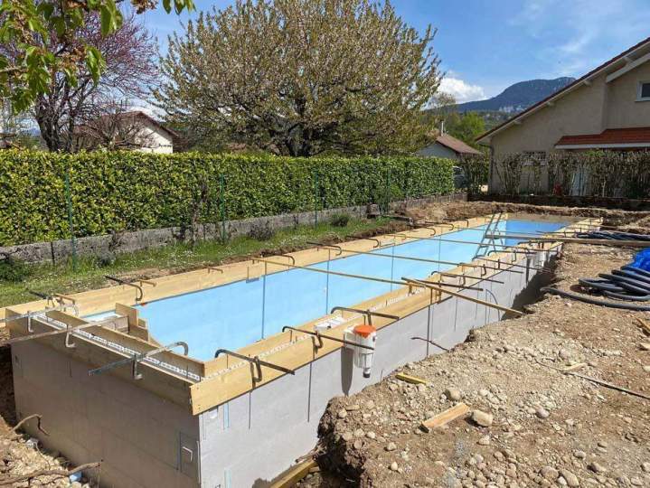 Construction de piscine Châbons